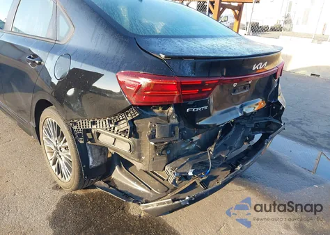 2023 Kia Forte Gt-Line из США, поврежденный, VIN 3KPF54ADXPE530871